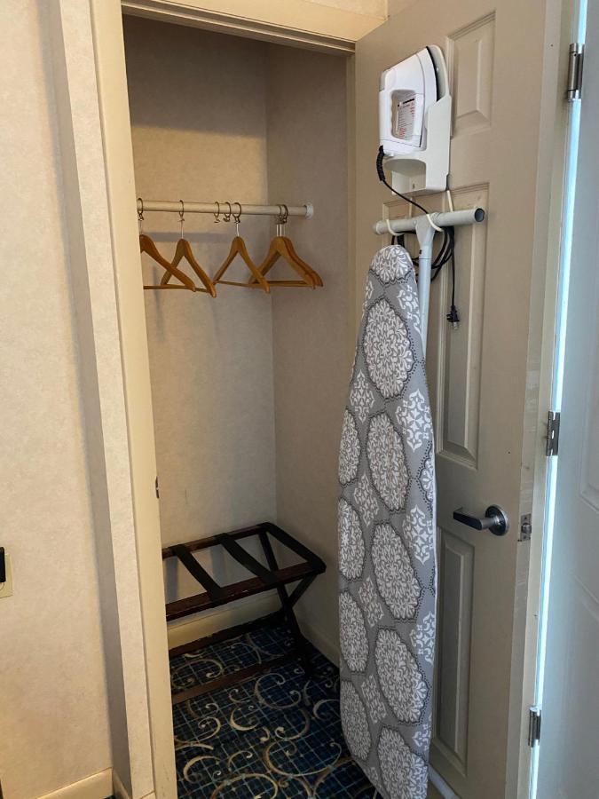 Economy Lodge 682 Main St スターブリッジ エクステリア 写真